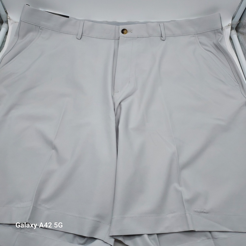 Greg Norman Mens Performance Stretch Golf Shorts Grey G7XXH677 Size 40 NWT